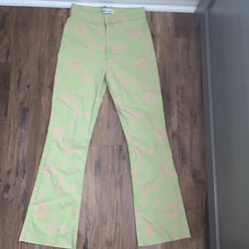 Brand New . Pink & Green Floral Wide Leg Pants . Very Cute Got the Wrong Size.